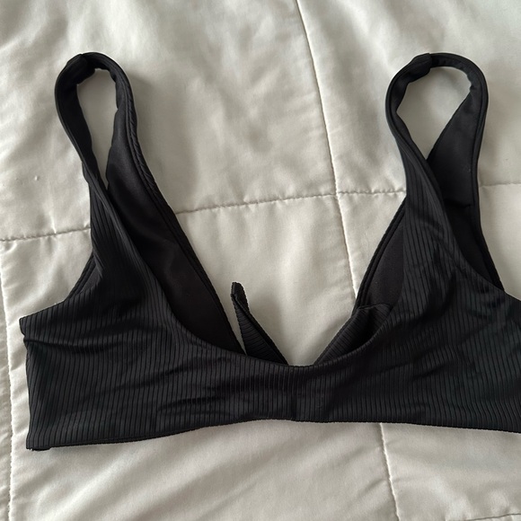 Ribbed Black Swim Bikini Top Front Tie No Boundaries Women’s Small (3-5) - Picture 2 of 4